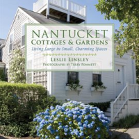 Nantucket_cottages_and_gardens